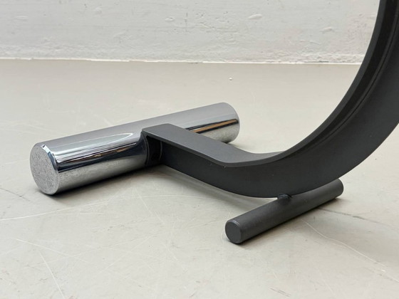 Image 1 of Table d'appoint en verre de style postmoderne avec piètement en fonte, années 1990