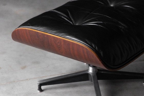 Image 1 of Sillón y otomana Eames de primera generación, de Charles y Ray Eames para Herman Miller, 1957