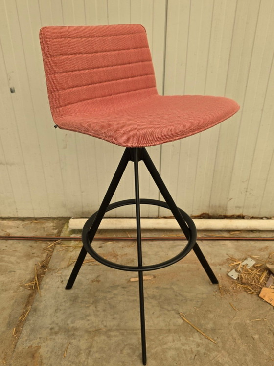 Image 1 of Andreu World bar stools EUR 200.00 each