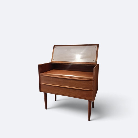 Commode vintage danoise – Wood (photo 10 of 10)