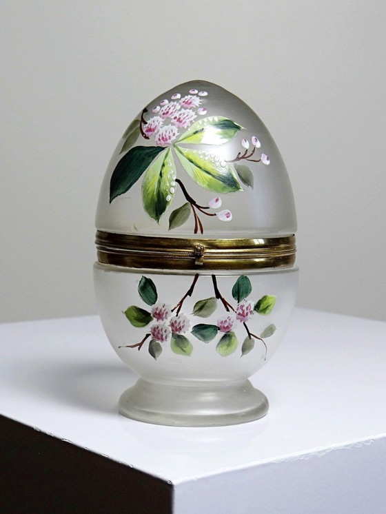 Image 1 of Boite oeuf verre givré émaillé et laiton ancien XIX-XXe