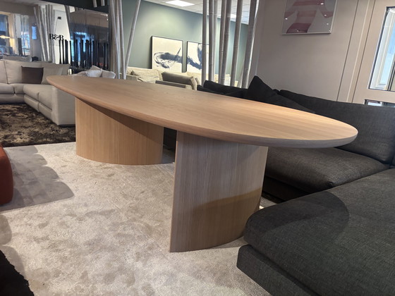 Image 1 of Arco Dew mesa de comedor 120x300cm en roble natural mostrar modelo