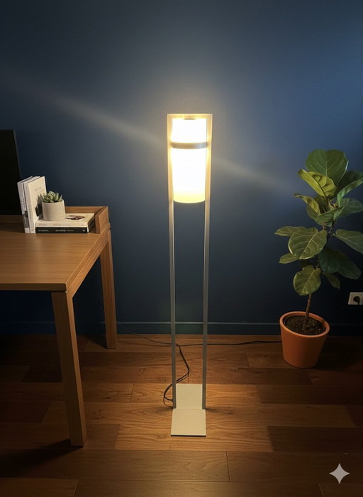 Exclusive Kreon Floor Lamp Aluminum & Matte Glass – Eye-catcher