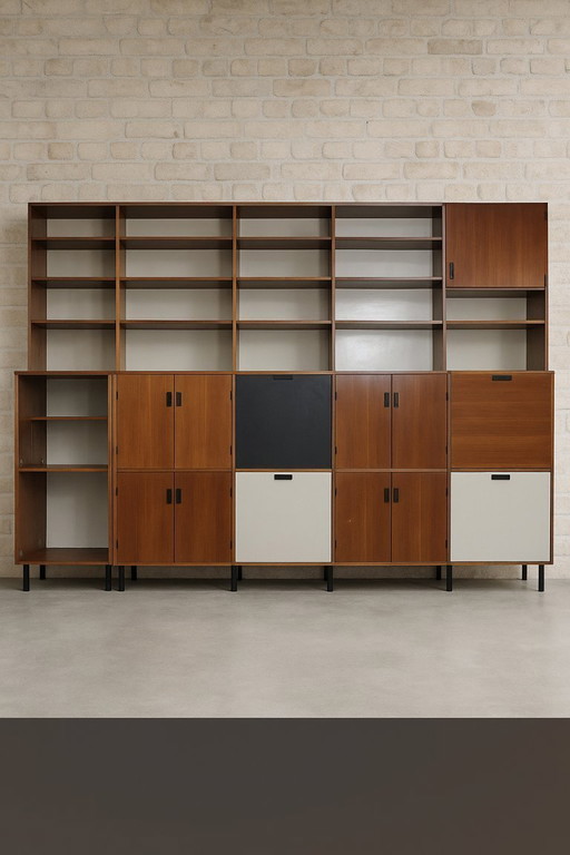 Cees Braakman's custom-made wall cabinet - iconic Dutch design (Pastoe 1960s)