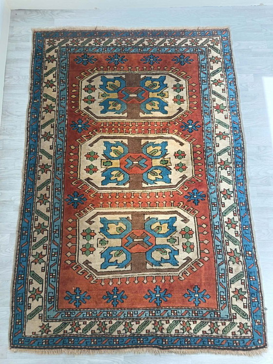 Image 1 of Tappeto Kars fatto a mano