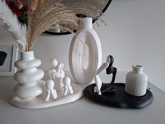 Image 1 of Handcrafted decorative plaster set