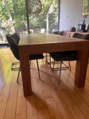 Mesa de comedor VNU de Linteloo