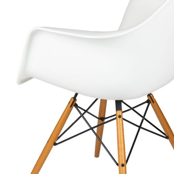 Image 1 of Vitra Eames Plastic Armchair, maple/white