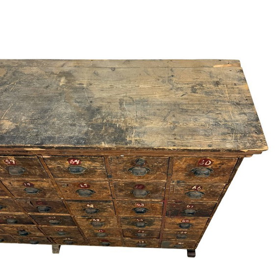 Image 1 of Gran cómoda antigua – mueble industrial con 48 cajones