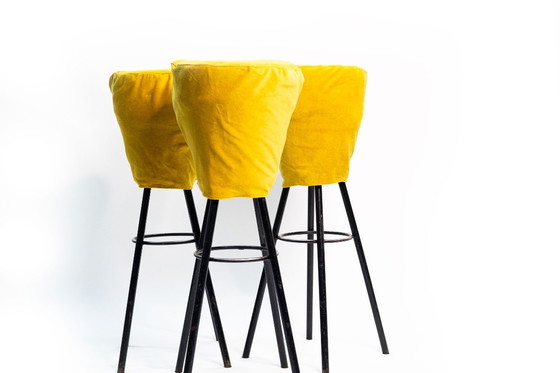 Image 1 of Vintage stool with chrome frame & mustard yellow velvet cover (upcycling)