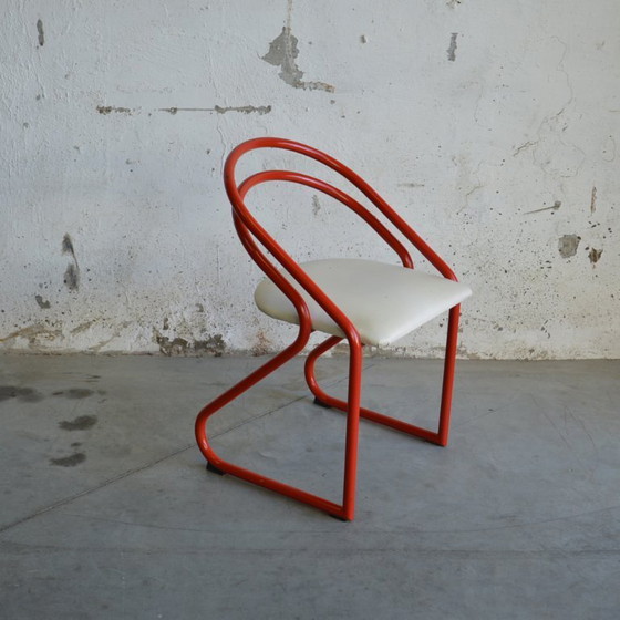 Image 1 of 4 chaises tubulaires