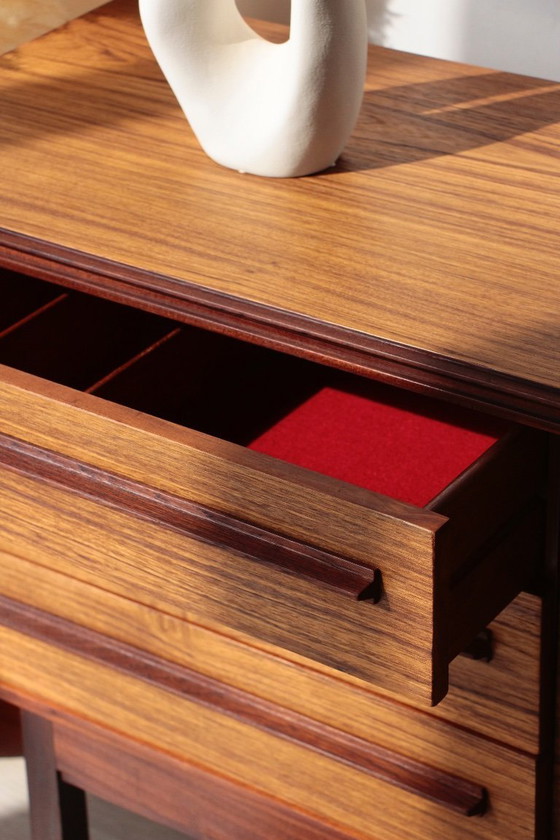 Image 1 of White & Newton Scandinavisch teakhouten dressoir | Vintage design uit de jaren 60