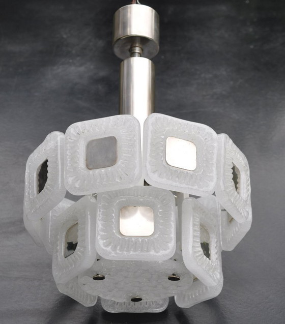 Image 1 of Lustre Kaiser en verre dépoli neige