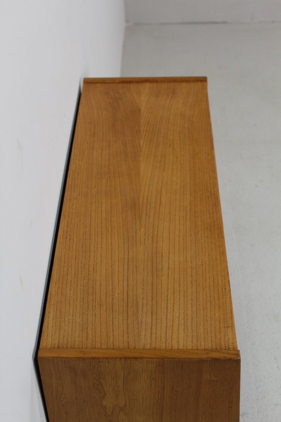 Image 1 of Vintage wit kastje jaren '60