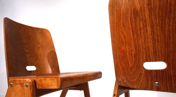 Image 1 of Set di due sedie da pranzo impilabili in compensato, 1960