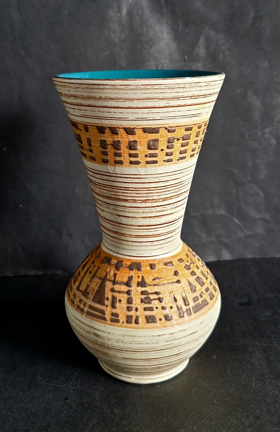 Image 1 of Vaso vintage in ceramica Carstens Tonniëshof W.Germany. Parti in rilievo.