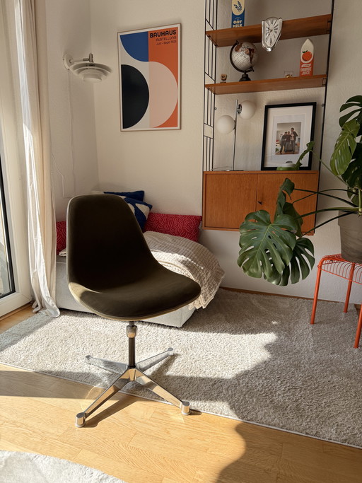 Vitra Herman Miller Drehstuhl Bauhaus uit het midden van de eeuw