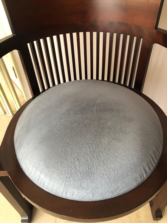 Image 1 of Sedia a botte 606 di Frank Lloyd Wright