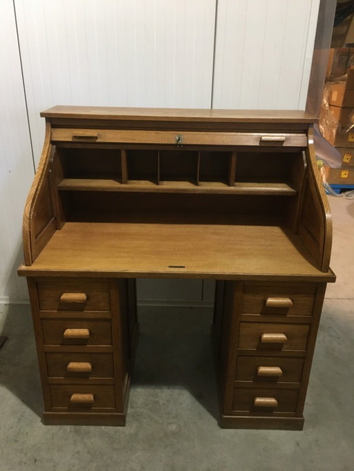 Bureau avec volet roulant en chêne clair