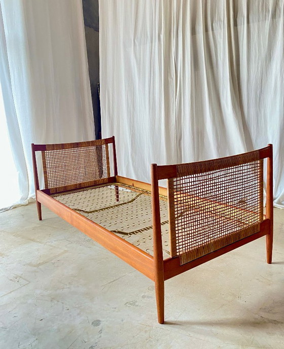 Letto danese in teak di Peter Hvidt e Orla Mølgaard per Soborg Møbler – Søborg Møbler, Letti, Metallo, Rattan (photo 5 of 18)