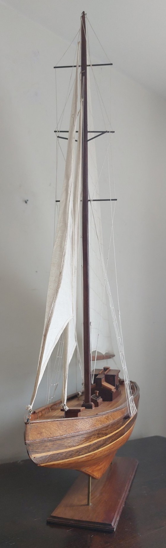 Image 1 of Vintage handgemaakt houten modelschip – Shackleton's Endurance (96 cm)