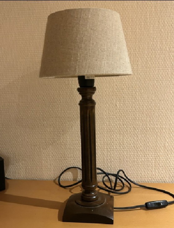 Image 1 of Lampada da tavolo con paralume