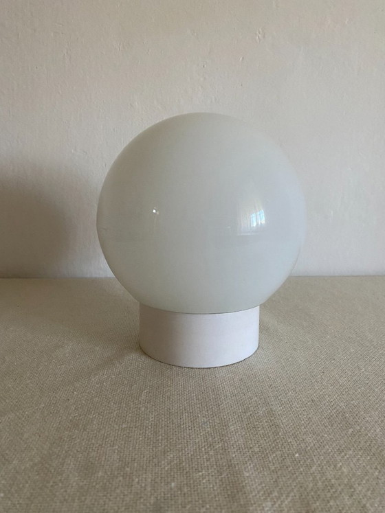 Lampada Vintage Space Age in Vetro Opale per Parete e Soffitto, Anni '70, Applique, Bianco (foto 2 di 7)