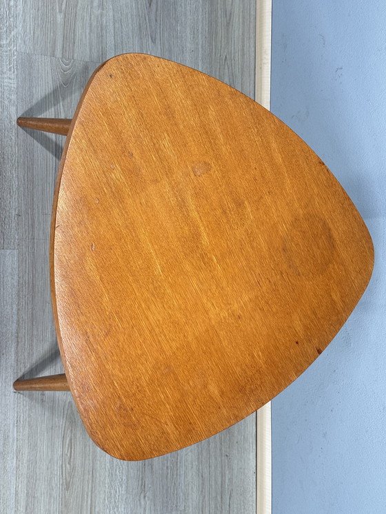 Image 1 of Table d'appoint vintage en bois des années 1950