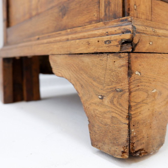 Image 1 of Commode rustique à deux tiroirs et pieds sculptés - 1930s