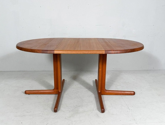 Image 1 of Uitschuifbare eettafel/tafel uit het midden van de 20e eeuw, gemaakt van teakhout door C J Rosengaarden, Denemarken, jaren 60.