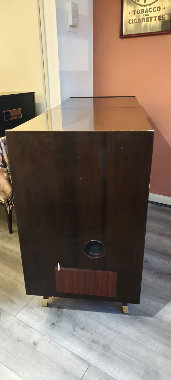 Credenza retrò / Mobile con dettagli in ottone (Anni '60/'70) – Credenze, Legno (photo 5 of 7)