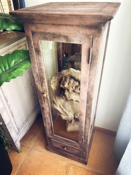 Antik-Stil, patinierte Vitrine – Wood (photo 11 of 14)