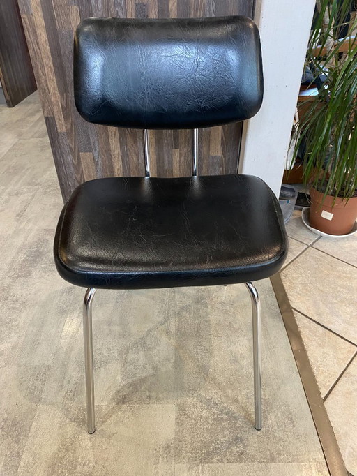 Silla N2 vintage de piel sintética negra de los años 70