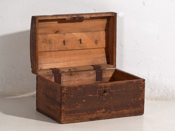 Antike Truhe mit dunkler Patina (ca. 1900) #3 – Aufbewahrungsschrank, Rustic (photo 22 of 40)