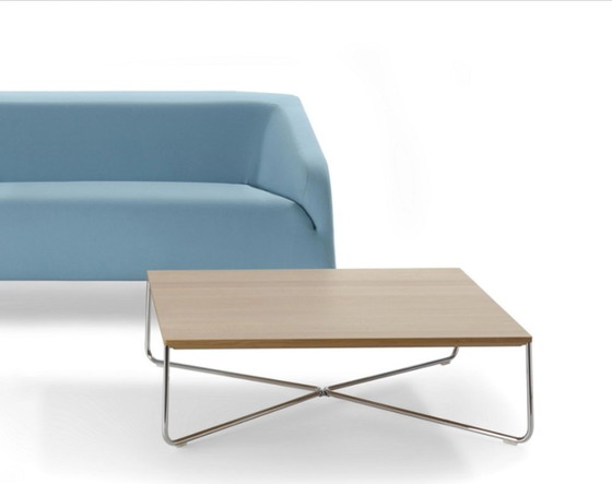 Image 1 of Artifort Diva coffee table, design classic
