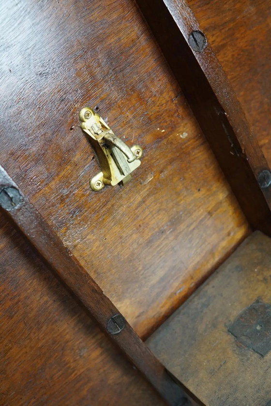 Image 1 of Tavolo da vino inclinabile in mogano georgiano del XVIII secolo