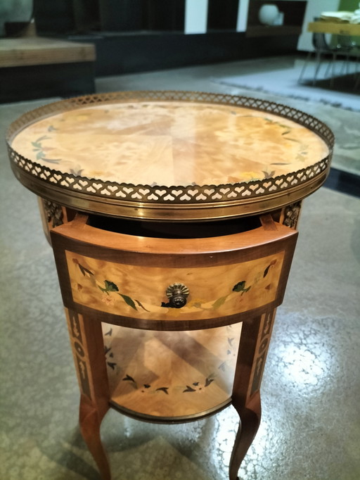 Magnificent Louis XVI style marquetry pedestal table