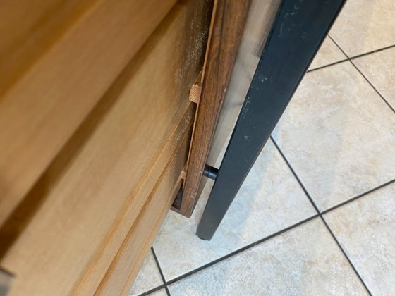 Image 1 of Scrivania direzionale bifacciale in stile scandinavo, in palissandro e metallo, con 6 cassetti, vintage anni '60.