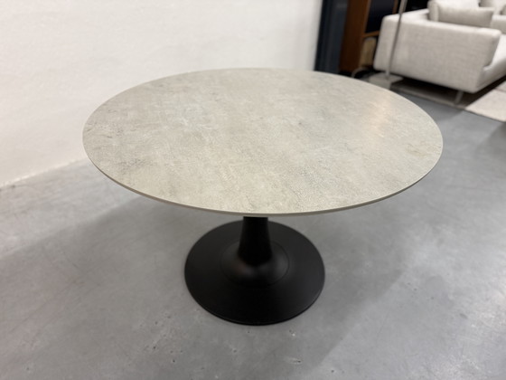 Image 1 of Leolux Columna Dining Table Ceramic Concrete D110