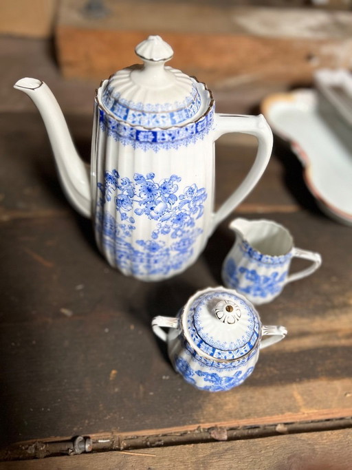 Ein touch Royalty am Kaffeetisch 