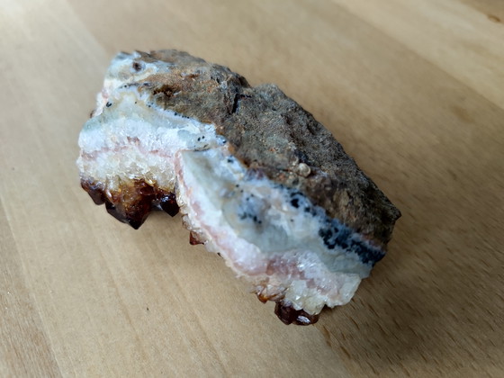 Image 1 of Brown ametist on dendrite agate 230gram 10x5cm