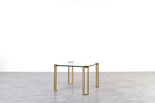 Table basse Hollywood Regency en laiton et verre par Peter Ghyczy, années 1970.