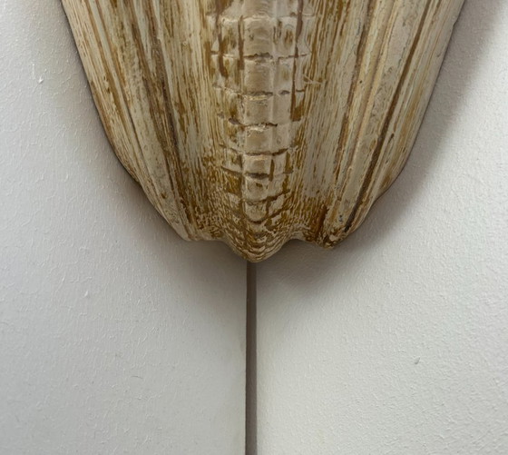 Image 1 of Paar vintage schelpvormige wandlampen, beige gepatineerd gips, Frankrijk, 1940