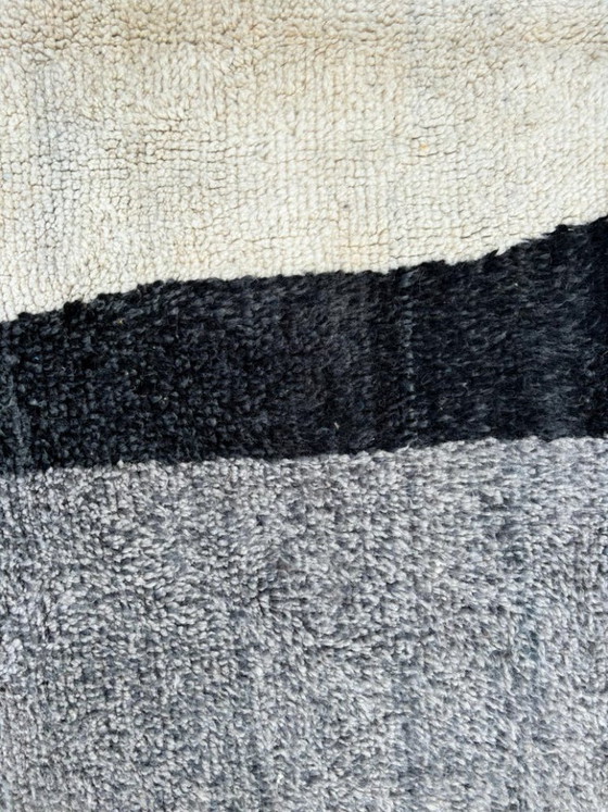 Image 1 of Marokkaans Berber Beni Ourain tapijt 200x310 cm, wit en zwart Marokkaans Mrirt wollen tapijt