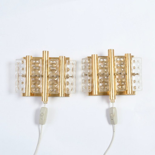 HANS-AGNE JAKOBSSON. Wandlampen, glas/messing, Markaryd.