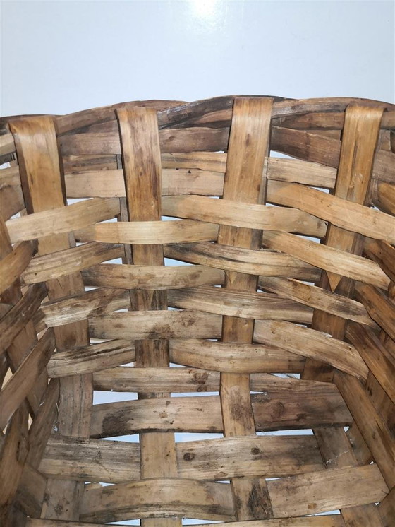 Image 1 of Zeldzame antieke retro vintage houten mand / 20e eeuw