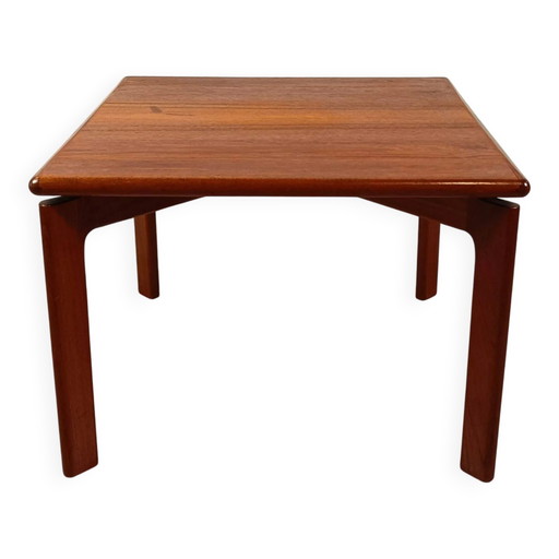 Dänischer quadratischer Couchtisch aus Teakholz