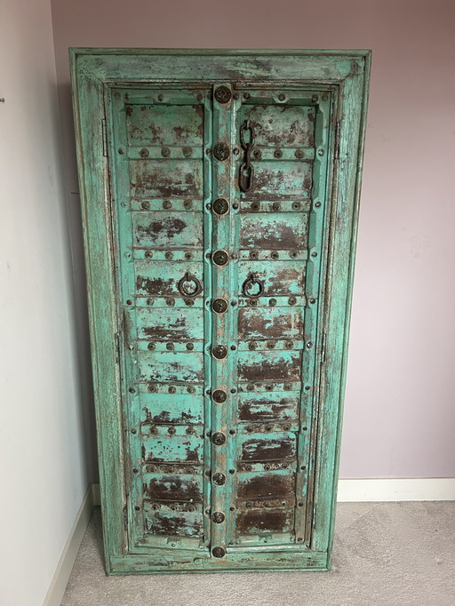 Antico mobiletto Almirah originale proveniente dall'India. (1900-1920) XX secolo Rajasthan, India.