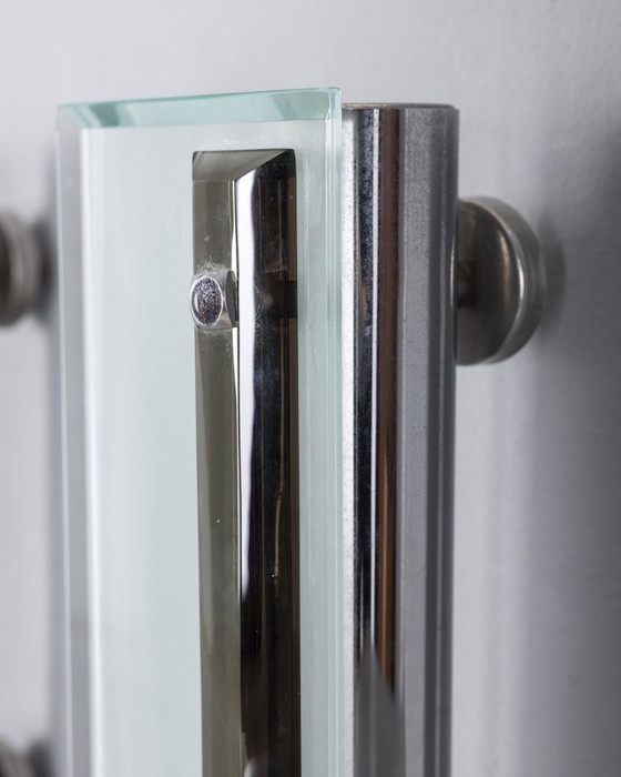 Image 1 of Paire d'appliques en métal et verre vintage des années 60 design italien