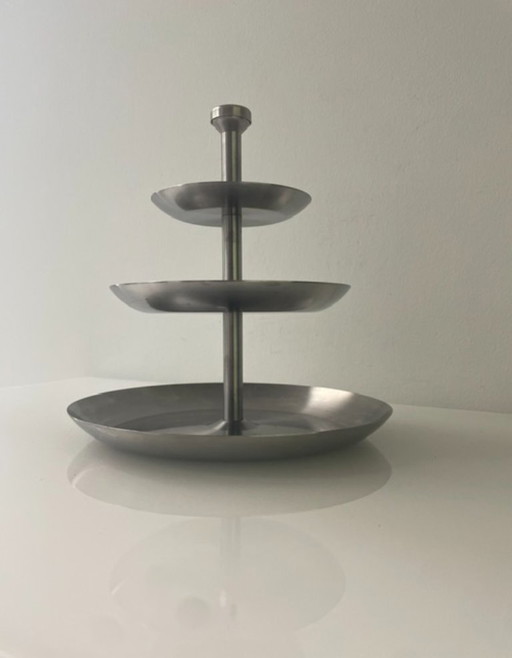Minimalist stainless steel tiered stand – modern design